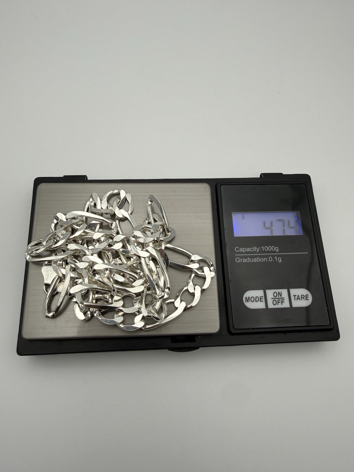 925 Sterling Silver Figaro Chain 26″ | 8mm | 47g Mexico