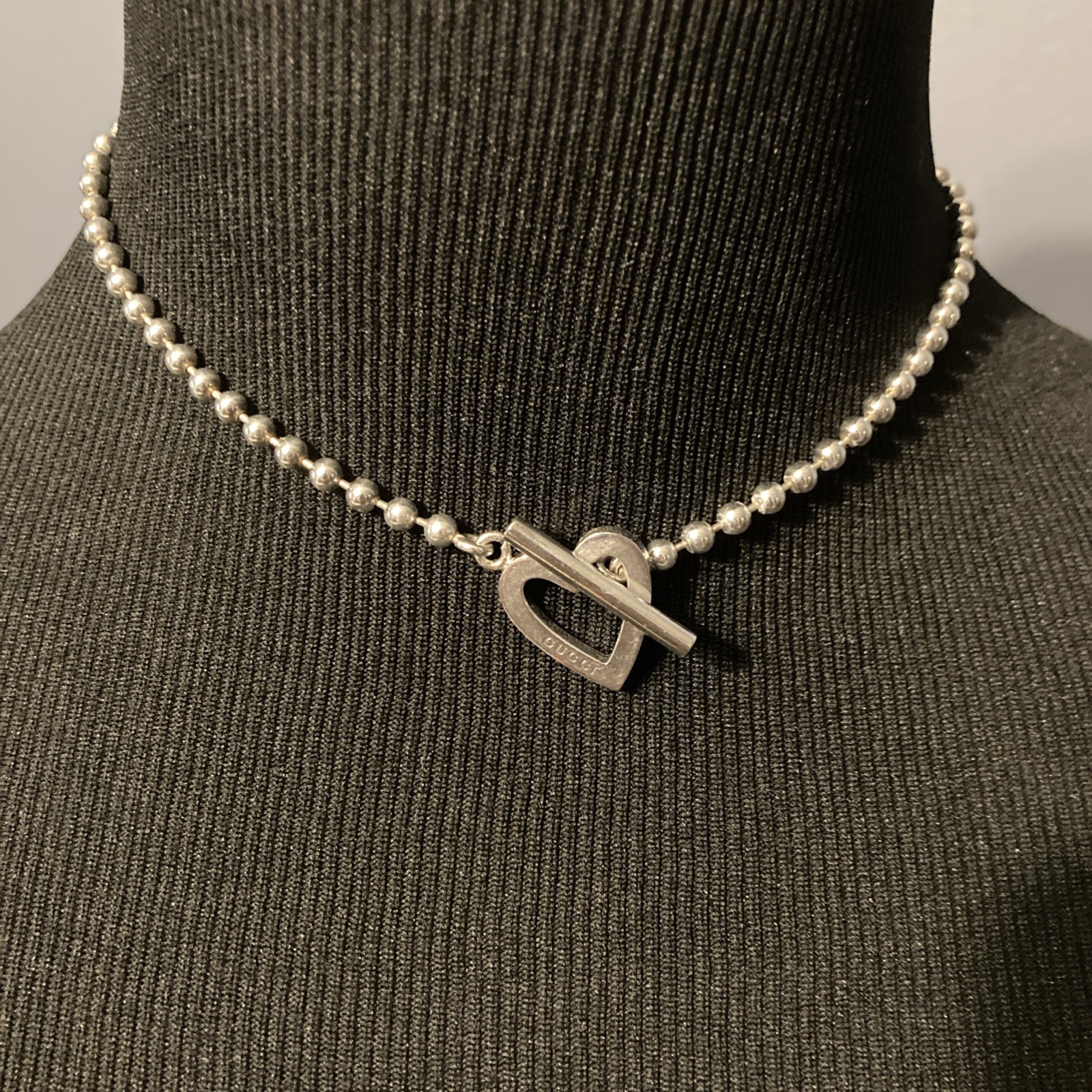 Genuine GUCCI Bead Heart Toggle Sterling Silver Boule Choker Necklace With Box