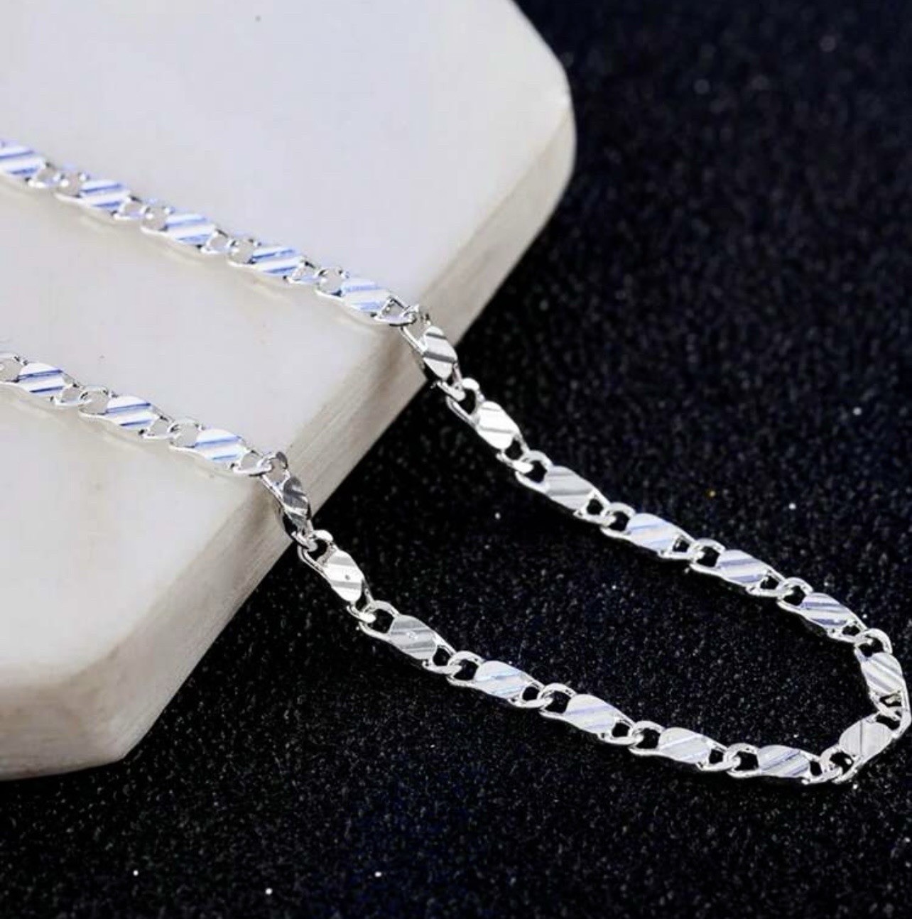 Sterling Silver/925 Necklace (Unisex) 21 Inches Long