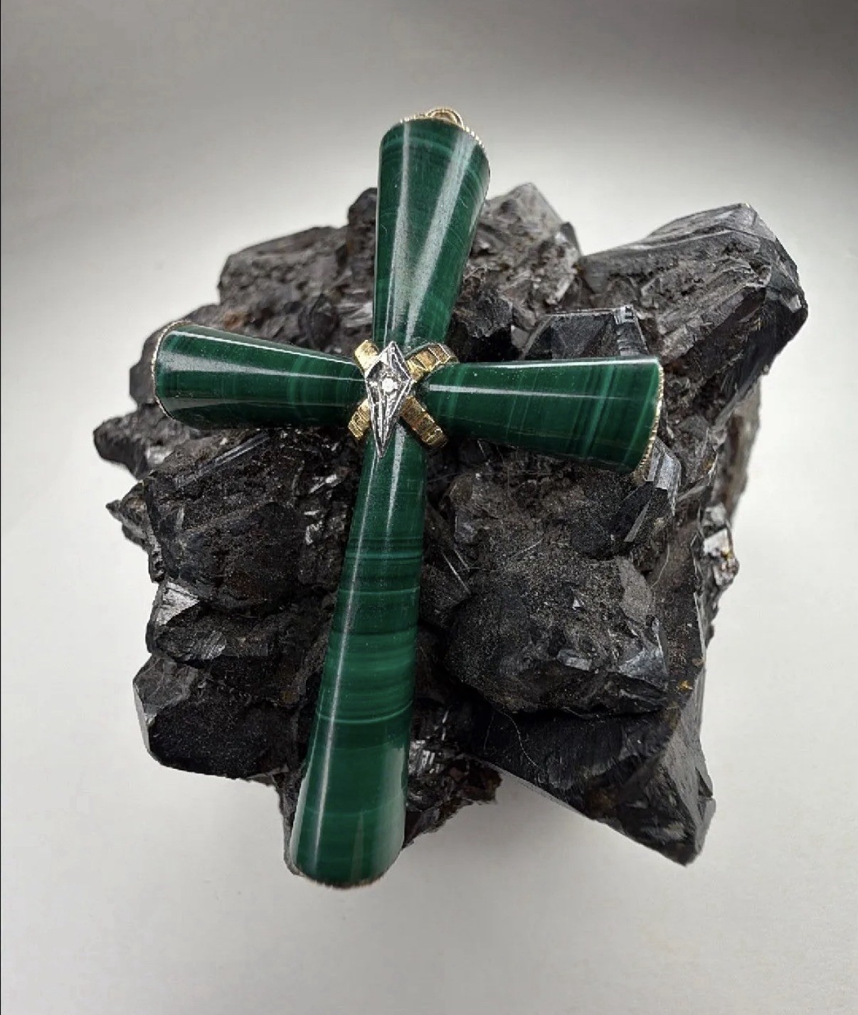 Large Malachite and 14 Kt Yellow Gold Cross Pendant with Diamond detail