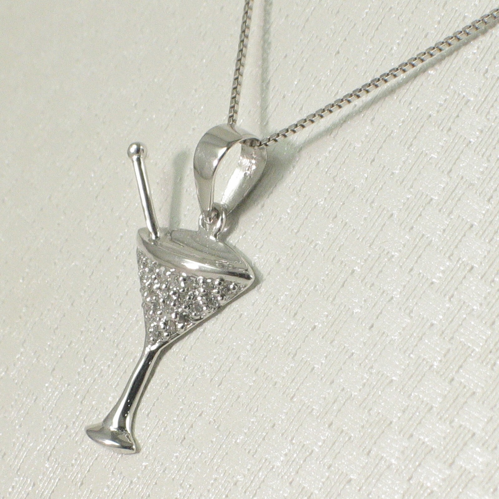 Beautiful Cocktail Cup Design 14kt Solid White Gold Diamond Pendant Necklace