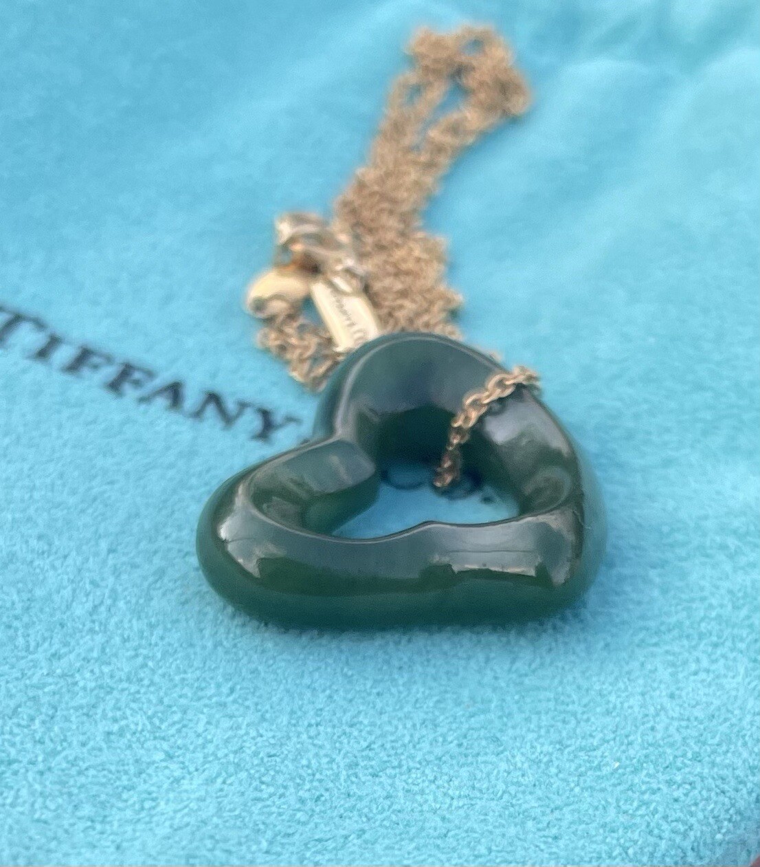 Tiffany & Co. 18k Gold LARGE Elsa Peretti Green Jade Open Heart Pendant Necklace