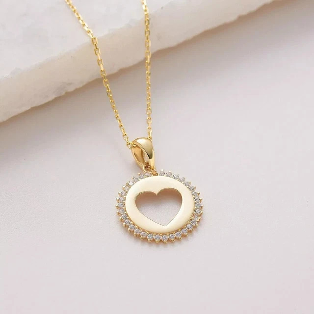 1.00Ct Round Cut Simulated Diamond Women’s Beauty Pendant 14K Yellow Gold Plated