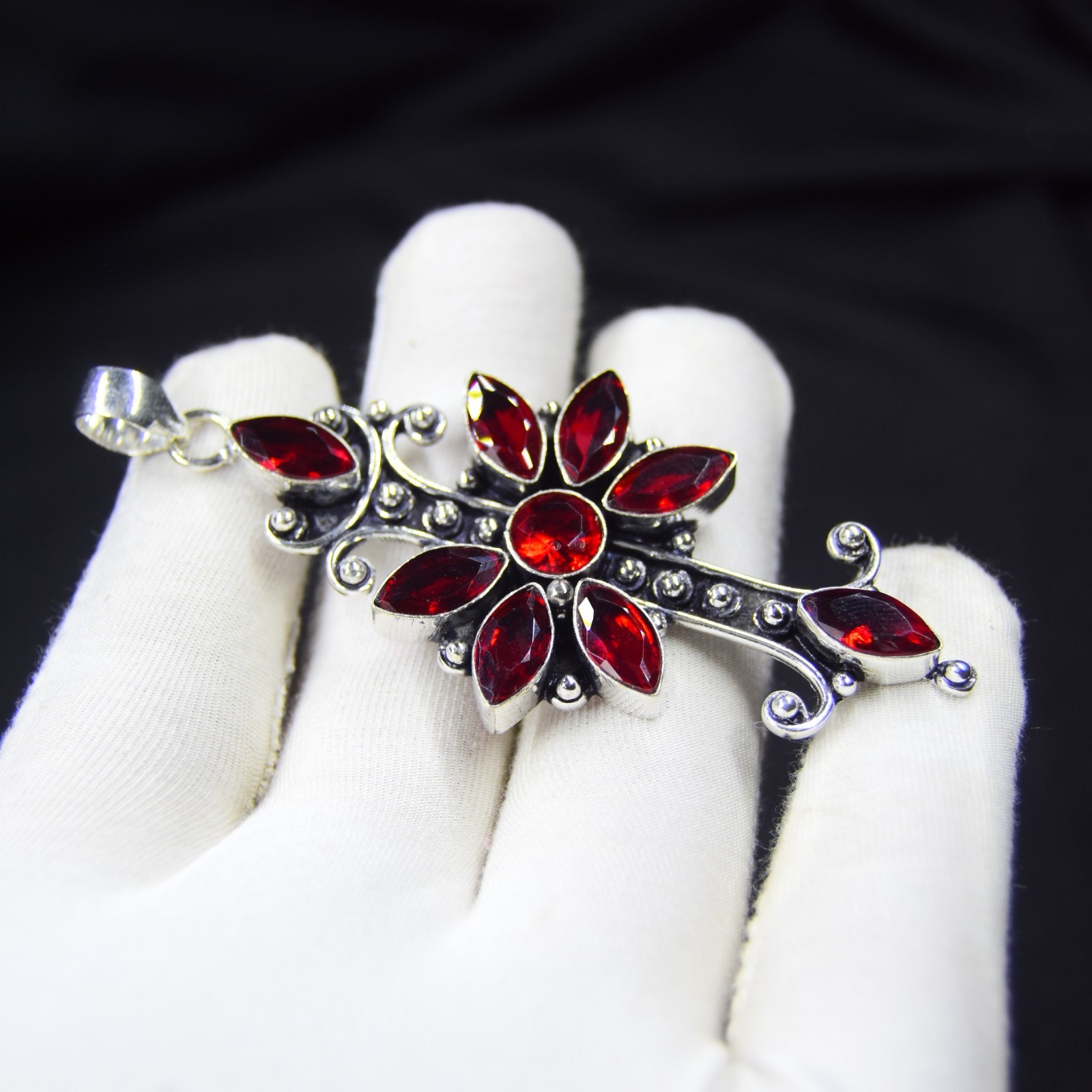 Red Garnet Gemstone Gothic Style Pendant 925 Sterling Silver Jewelry Necklace