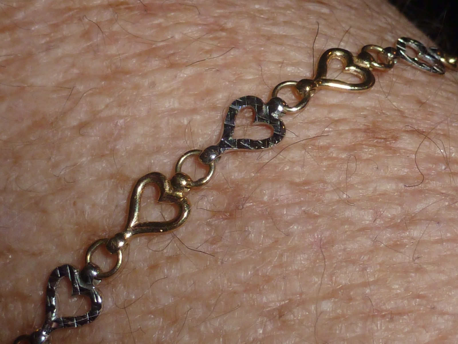 10K SOLID YELLOW & WHITE GOLD DIAMOND-CUT HEARTS TENNIS BRACELET – 7″ – 3.32 G