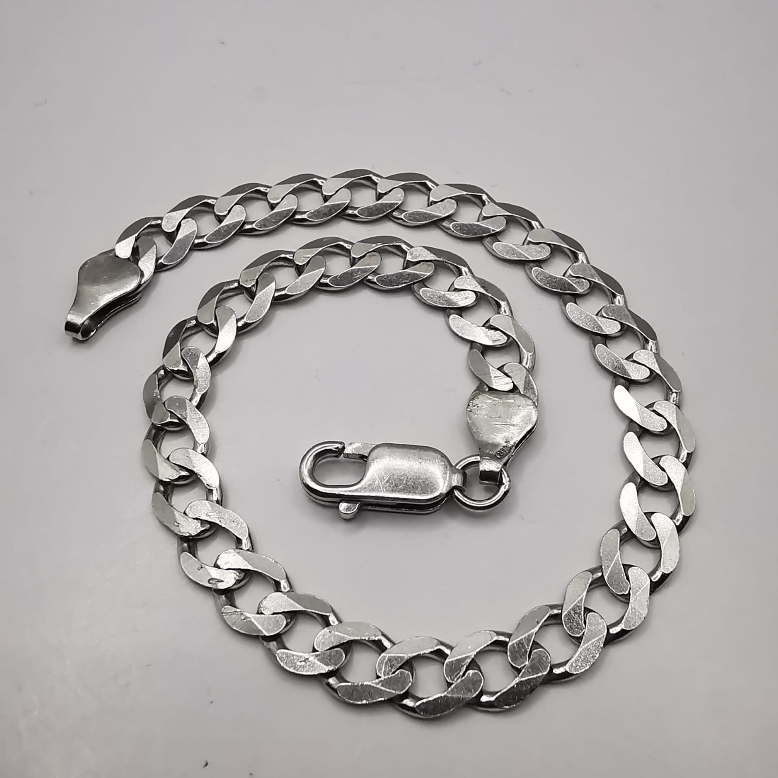 “Solid 925 Sterling Silver Curb Link Bracelet, 7.92g, High Quality Jewelry”