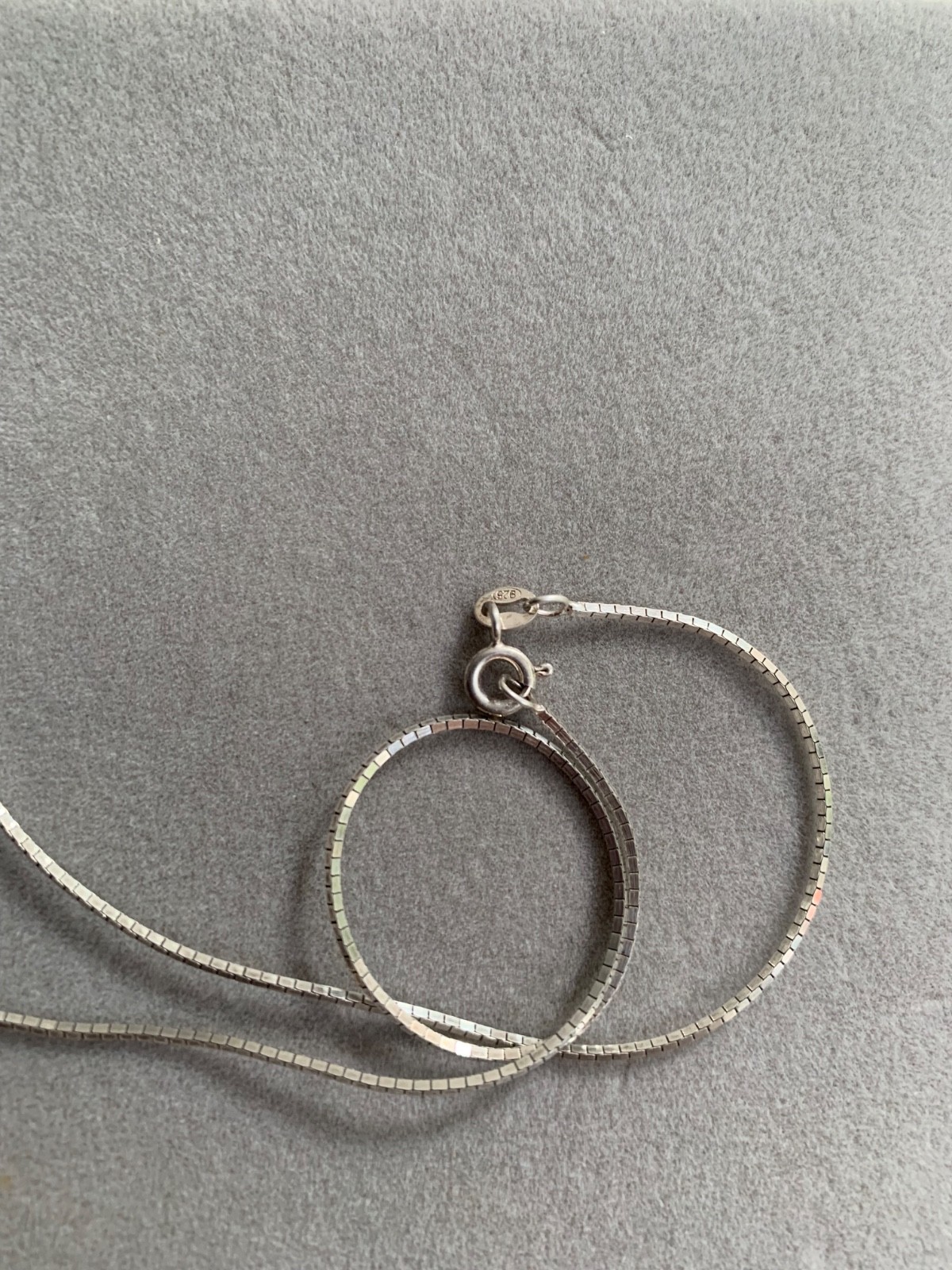 Sterling Silver 925 Fine Box Chain Necklace 40cm Long – 3.40g