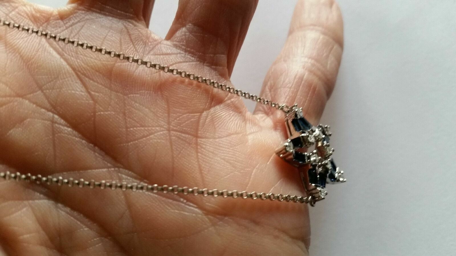 Stunning 14k White Gold .70ctw Diamond & Sapphire Eternity Star Pendant Necklace