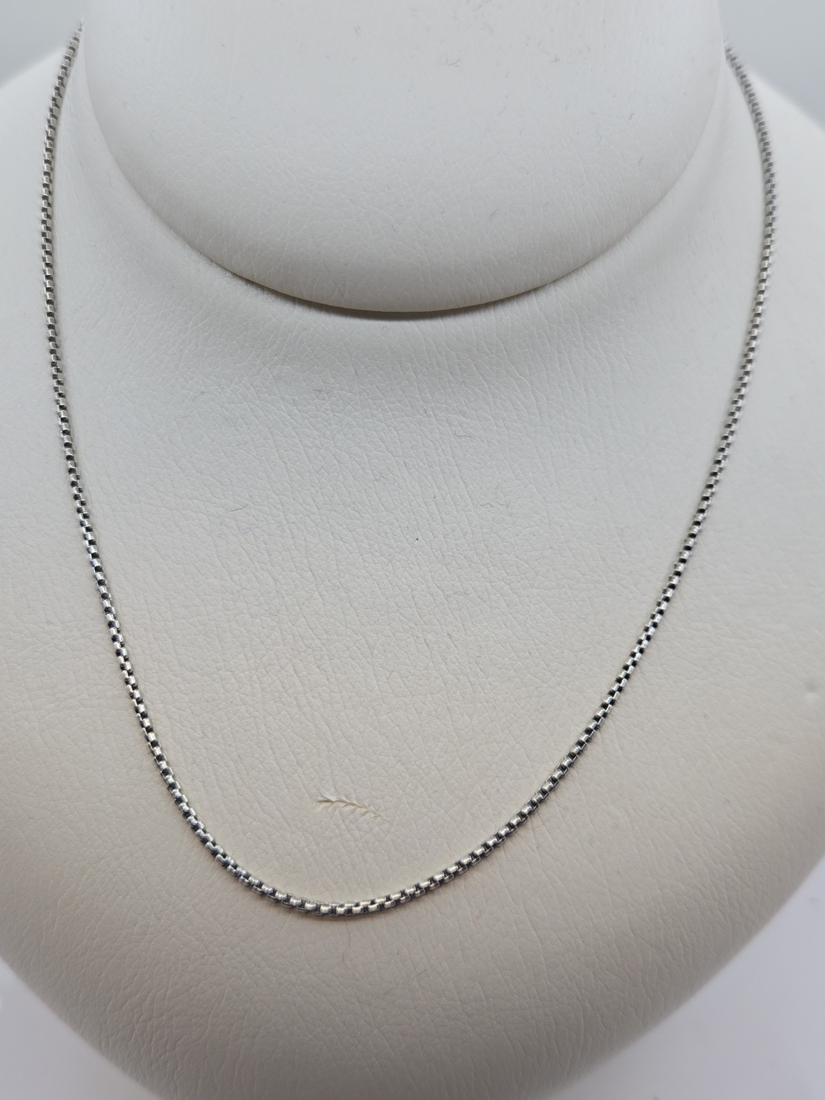 David Yurman Box Chain, 2.5mm , Sterling Silver, 16 Inch, Mint