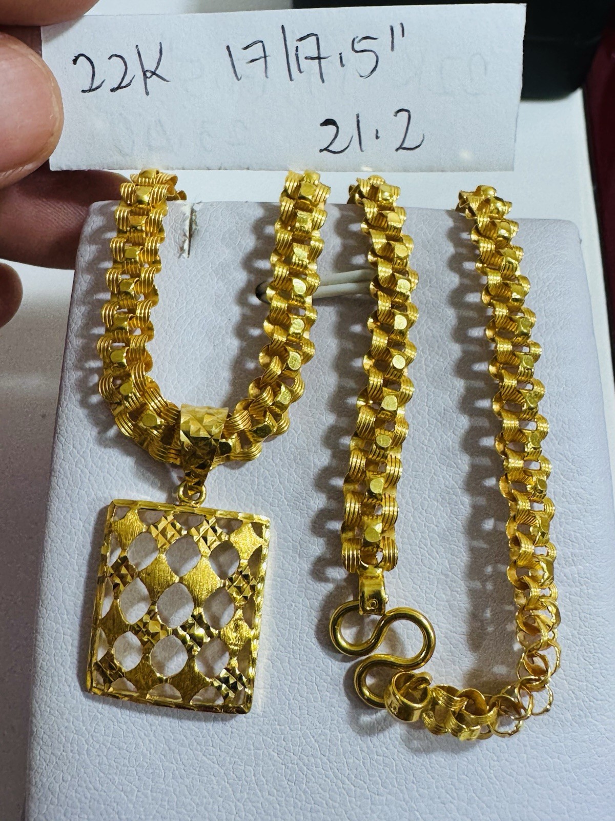 Solid 22K 916 Real Saudi Gold Rectangle Set Necklace 17”/17.5” Long 21.2g 6mm