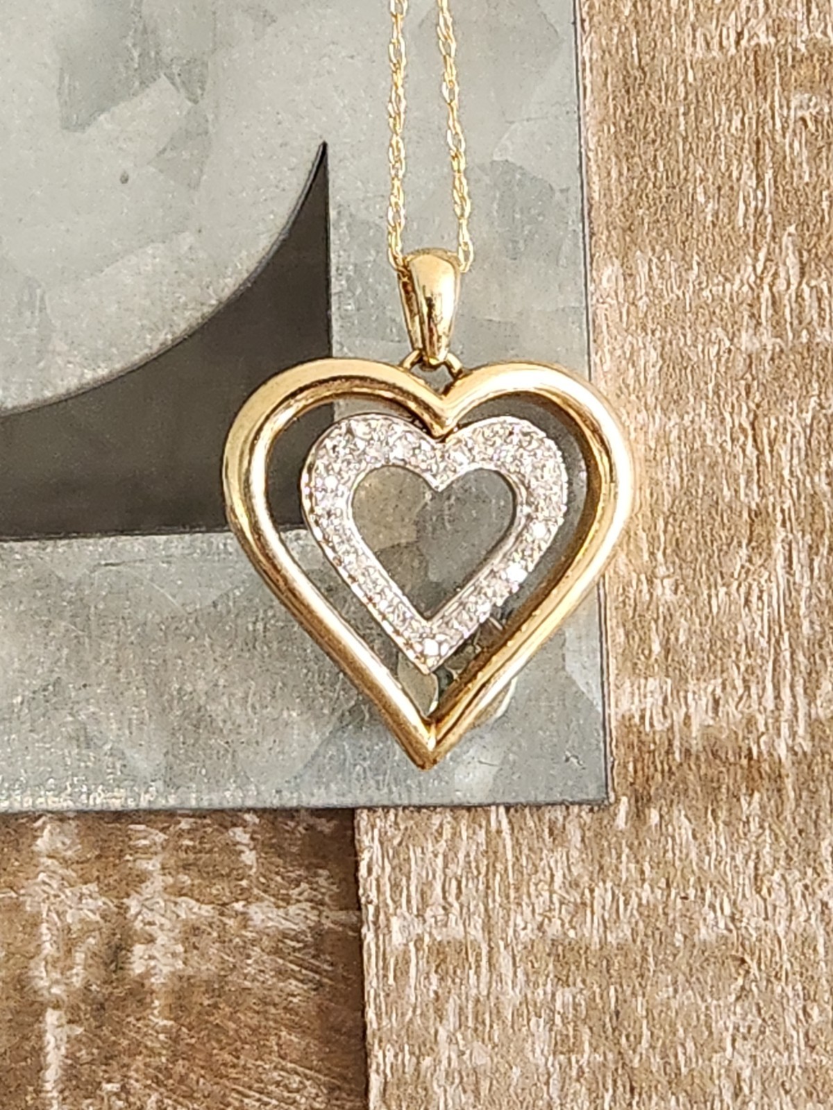 10k Yellow Two Tone Gold Heart Diamond Pendant Necklace 18″ 1/10 cttw 4 grams