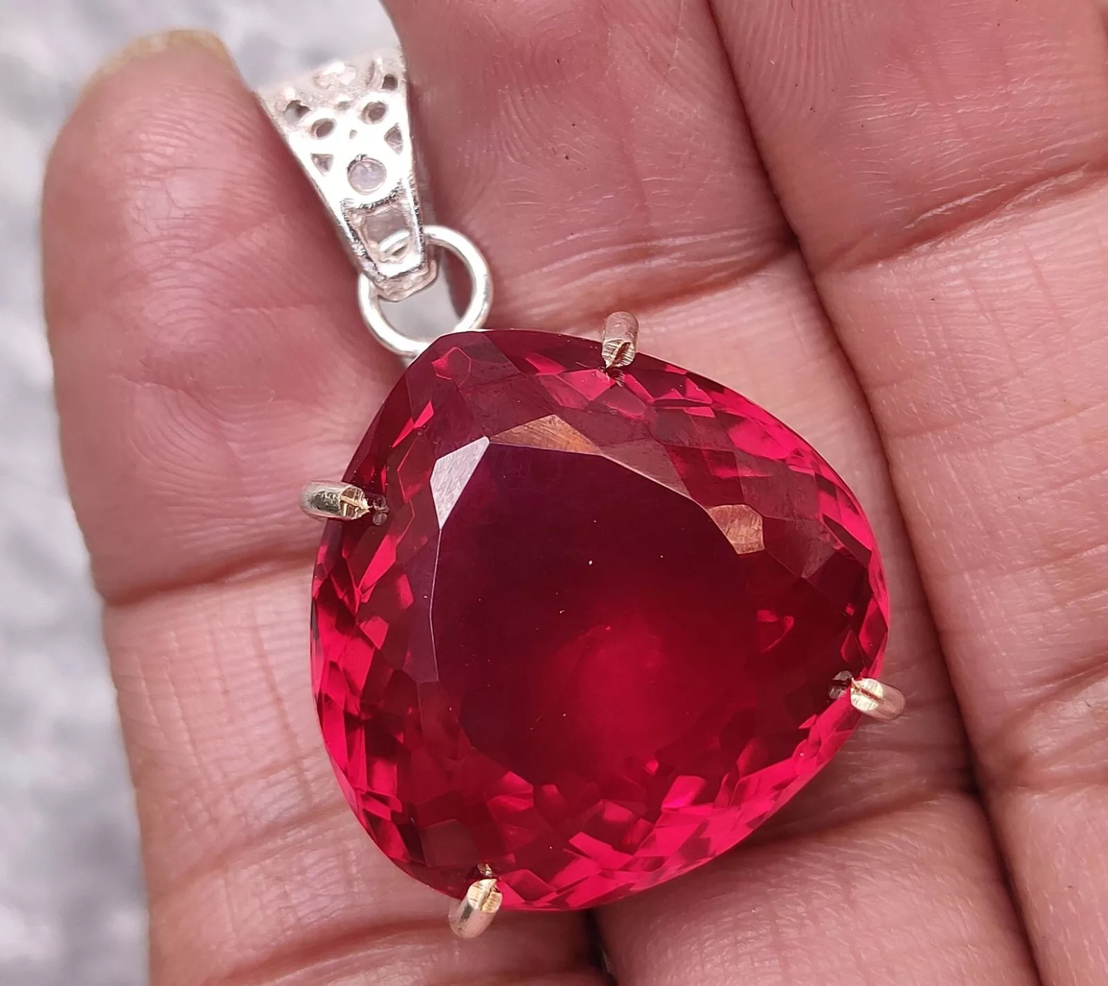 Certified 72.05 Ct Natural Red Red Ruby 925 Solid Silver Pendant Loose Gemstone