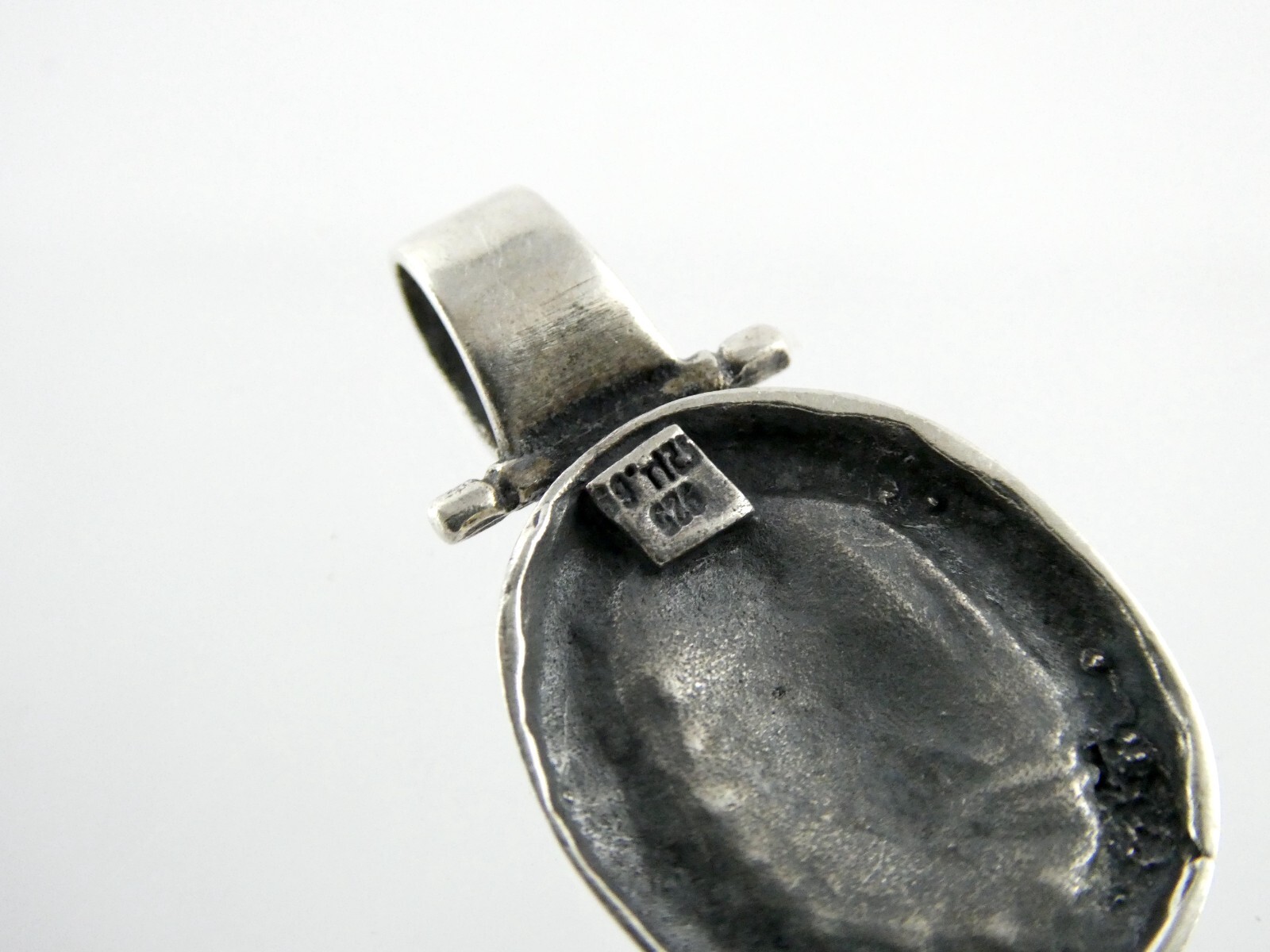 Omega Upsilon Designer Mark Sterling Silver Geometric Pendant 925 3.6g 1 1/8 In