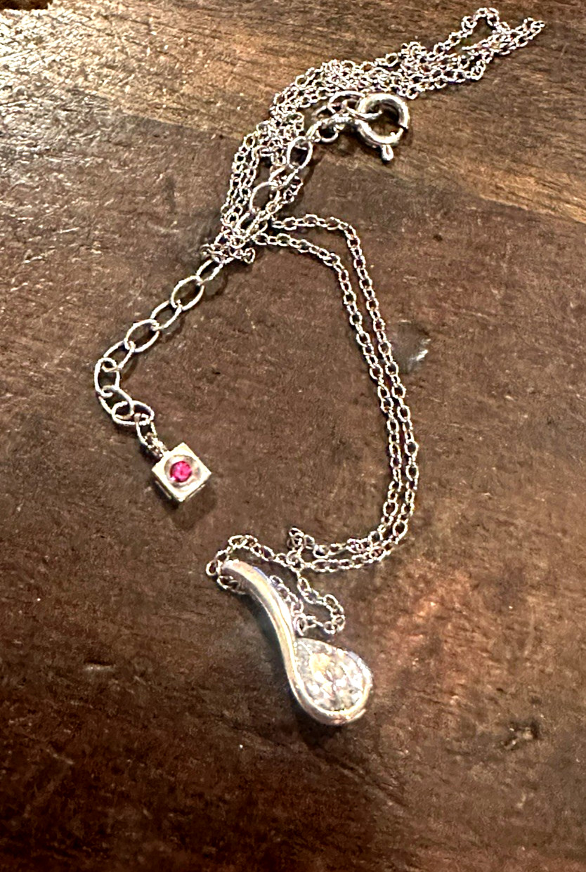 ELLE STERLING SILVER .925 CRYSTAL PENDANT RUBY LOGO GEMSTONE 16-18″ NECKLACE LN