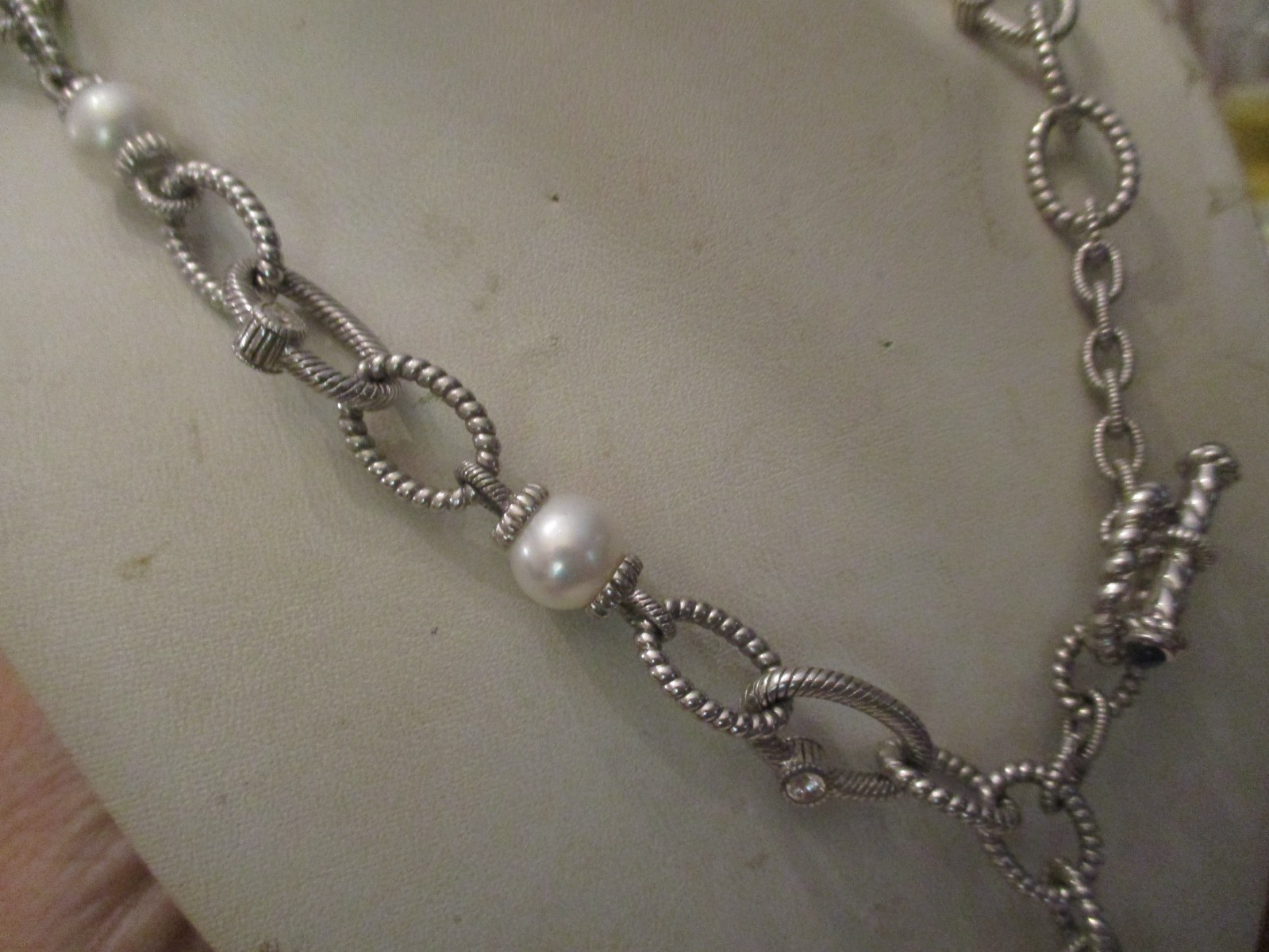 Judith Ripka sterling silver Pearl station CZ oval link necklace 18″ , 52 gm