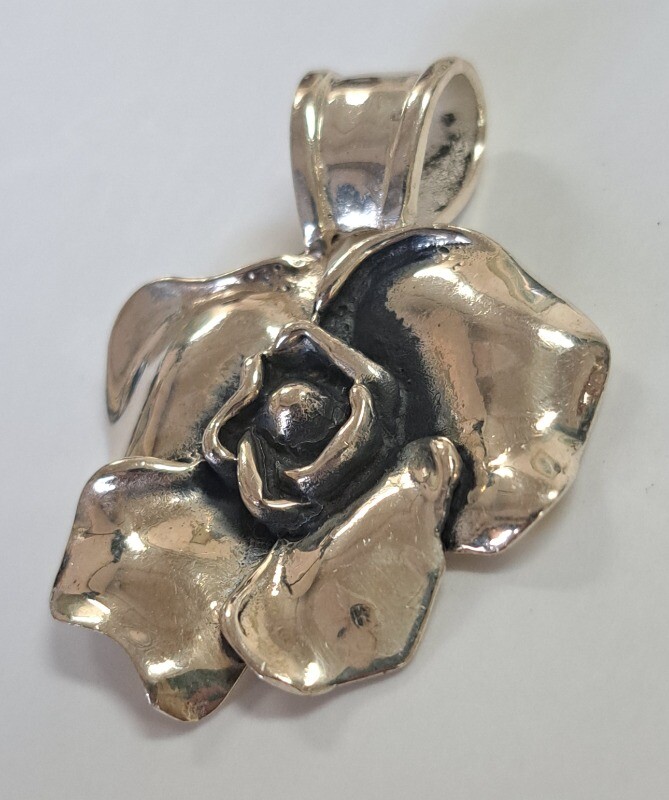 Estate Jewelry EXEX Claudia Agudelo Rose .925 Sterling Silver Pendant 1 5/8″
