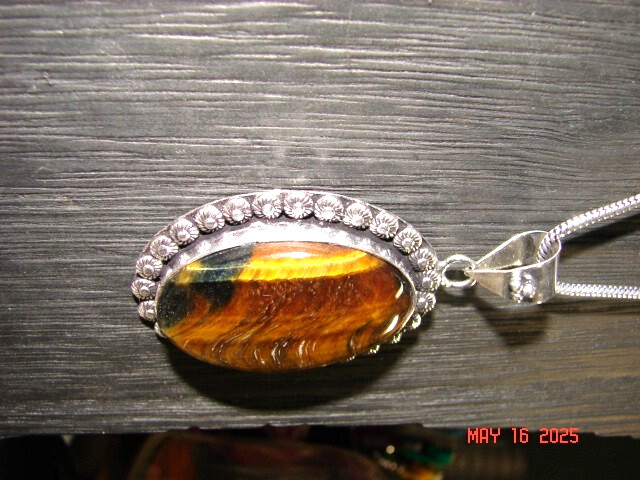 German Silver Tiger’s Eye Cabochon Necklace