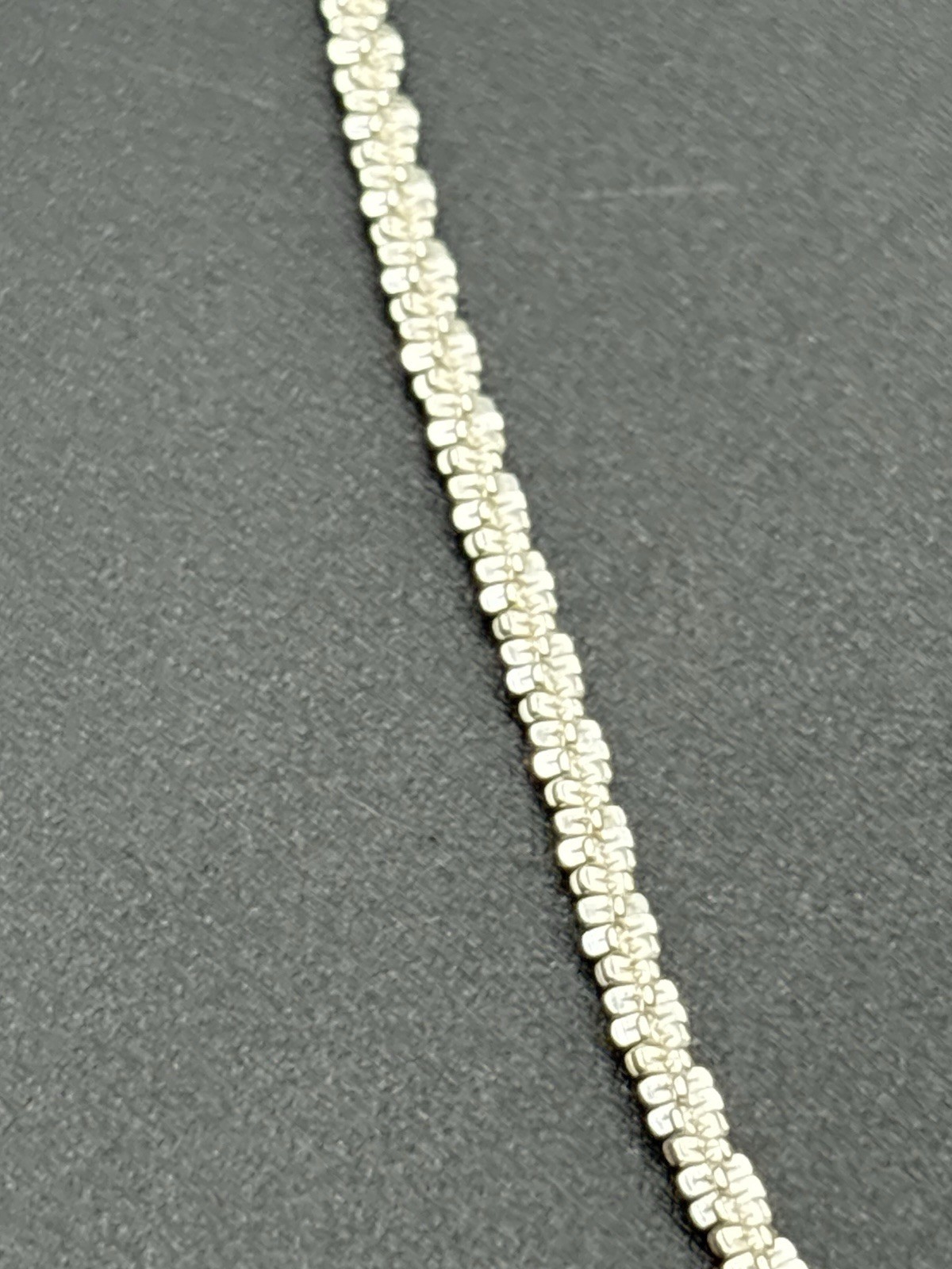 EUC Sterling Silver 18″ 2.7MM Glitter Chain Necklace 8 Grams F8