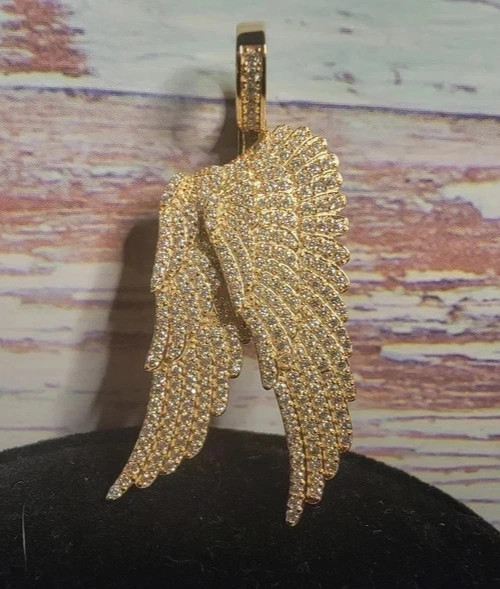 “Angel Wings” Pendant Certified Moissanite 3Ct Round Cut 14K Yellow Gold Plated