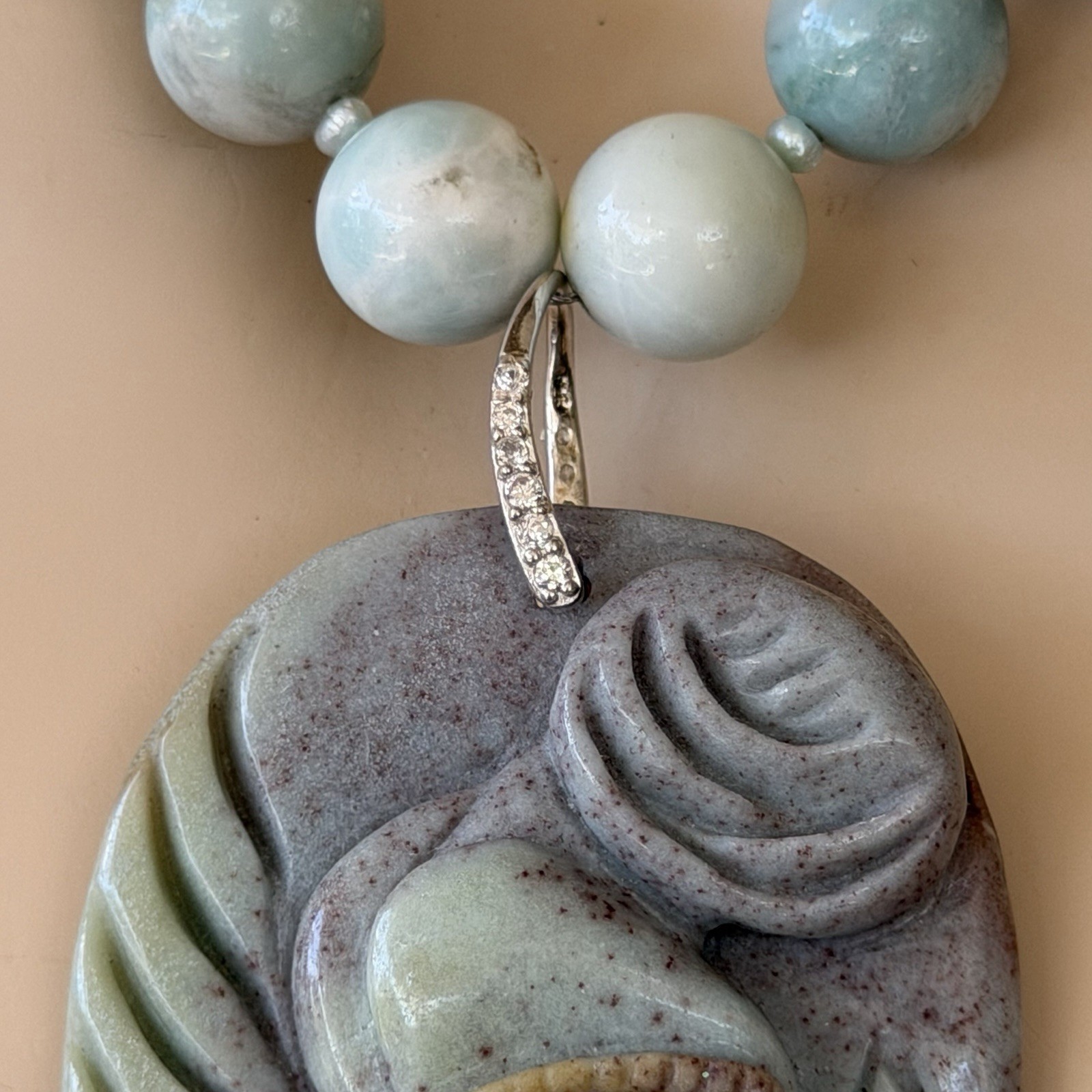 HAND CARVED NATURAL JASPER LADY PENDANT AMAZONITE PEARL NECKLACE EARRING SET