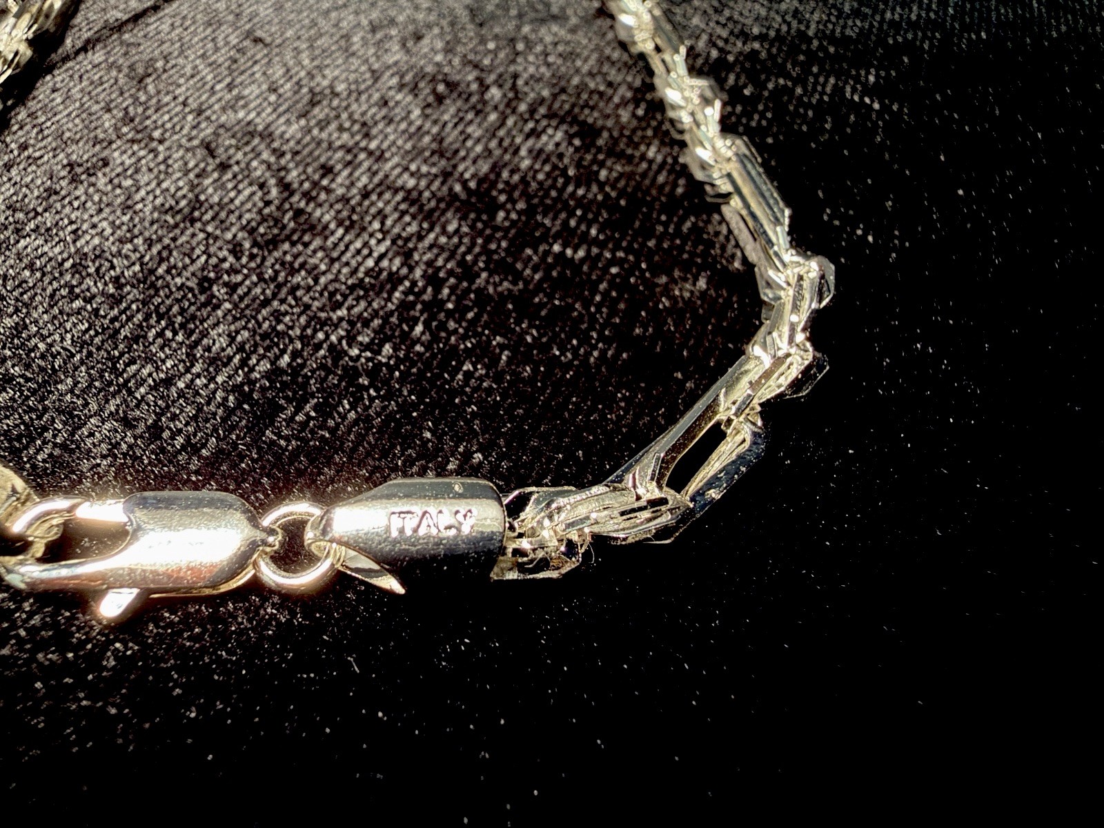 Figarope Milano Italy 925 Stamped Silver filled Necklace 22in 5MM. Brand new.