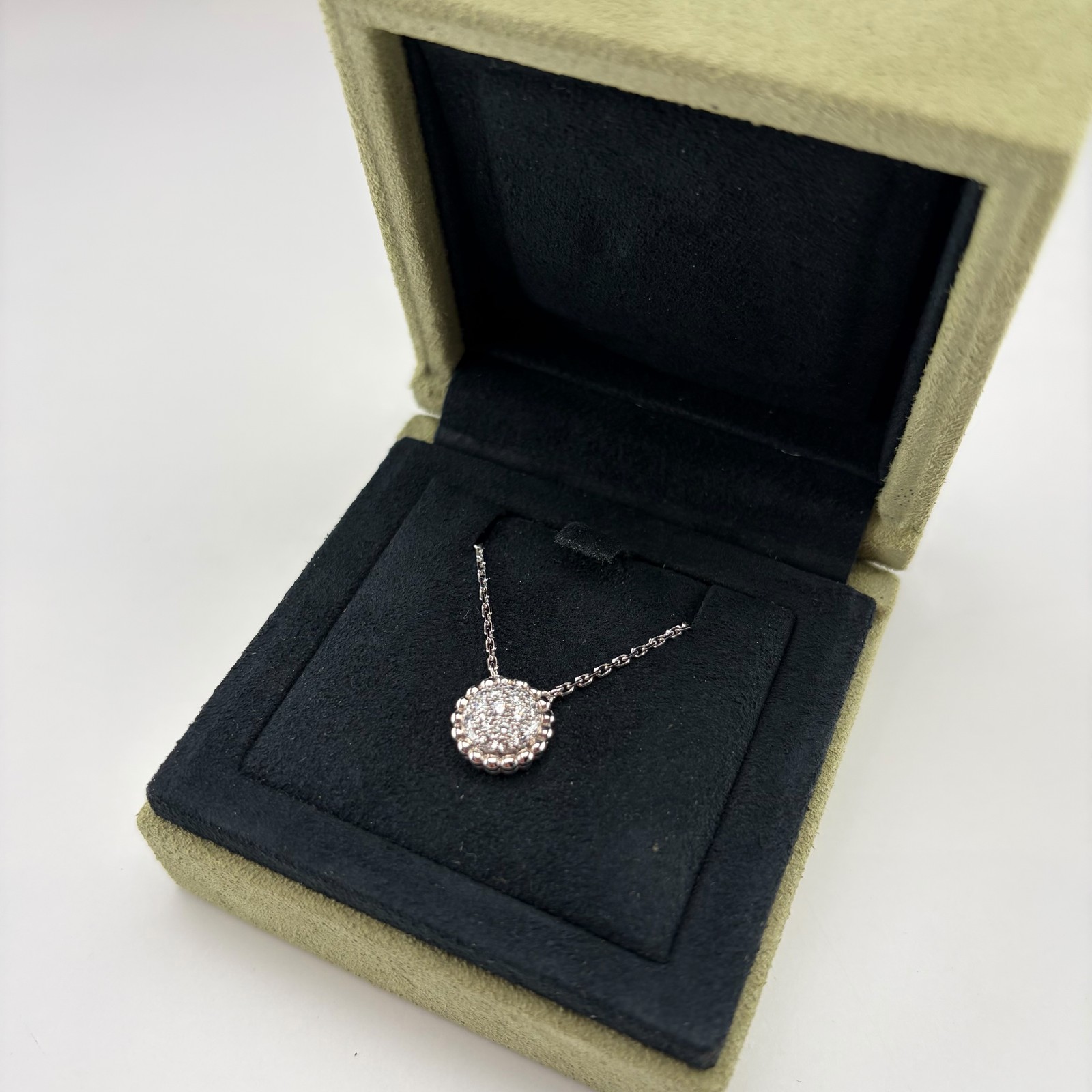 Van Cleef & Arpels Perlée Diamonds Necklace 750 White Gold (VCARO9PC00)