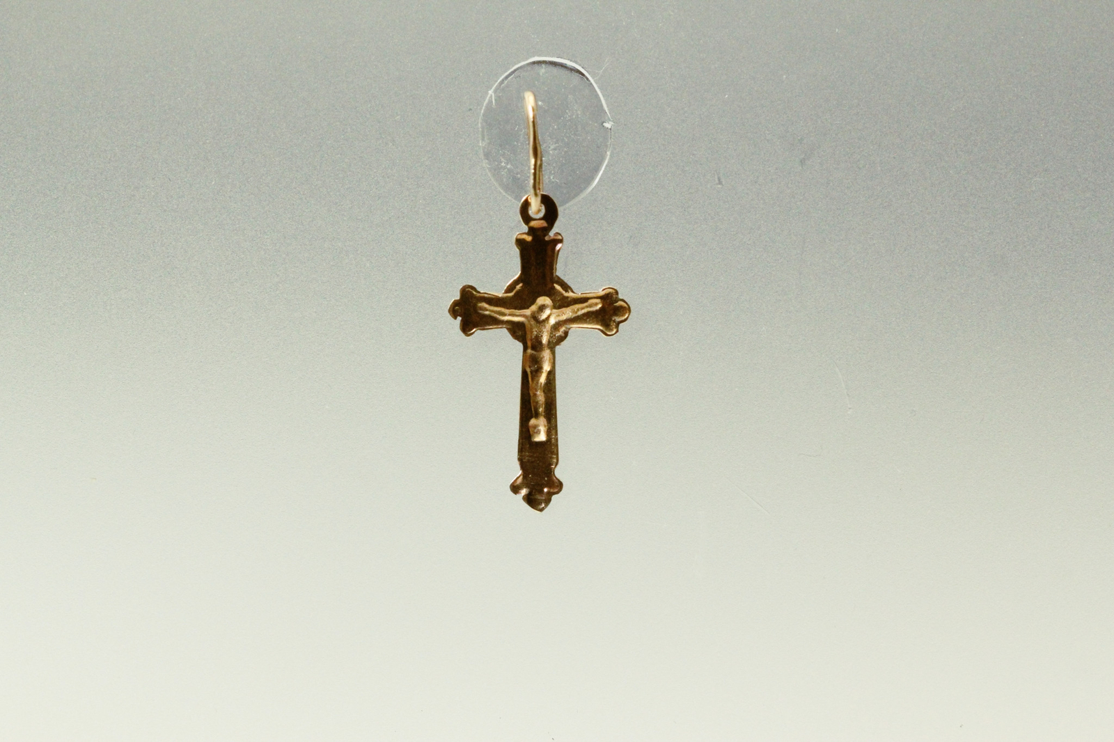 Russian Crucifix 585 14K Yellow Gold 0.6 grams (PEN9799)