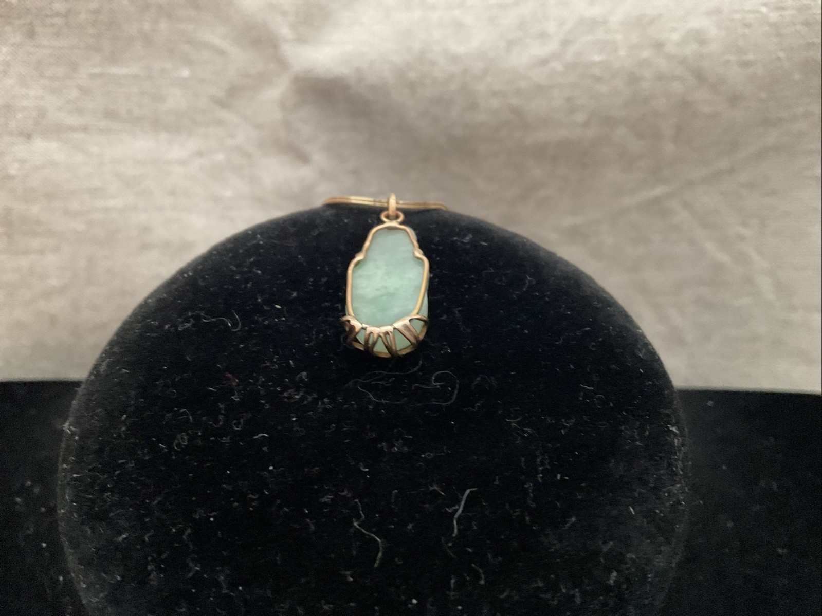 Estate 18k YG Icy Translucent Green Jadeite Jade Buddha Pendant 2.69 Gr