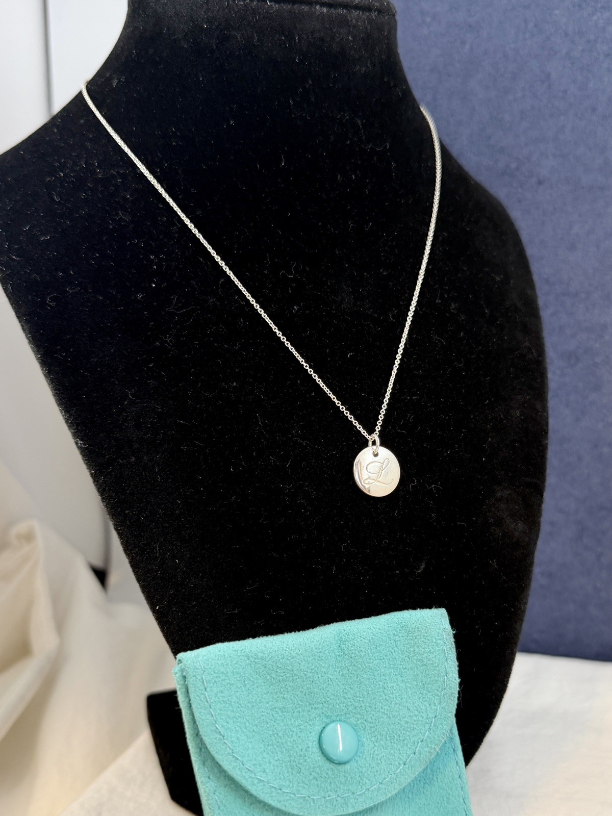 TIFFANY & CO. Sterling Silver Notes Alphabet Initial L Disc Pendant Necklace COA