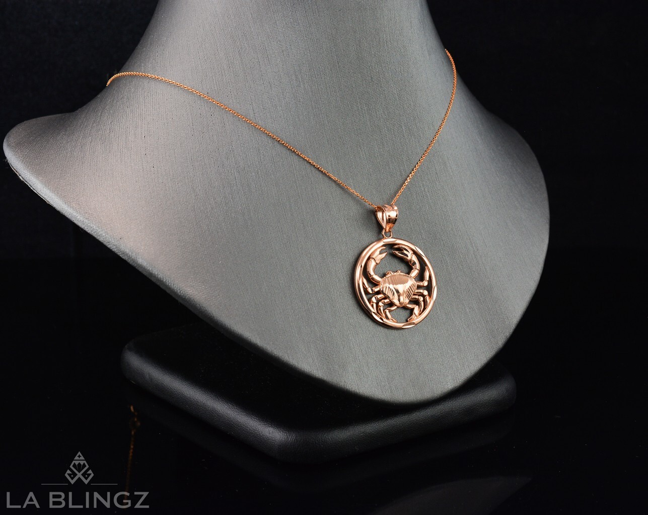 Cancer Zodiac Gold Crab Pendant – Diamond-Cut Round Necklace in 10k & 14k
