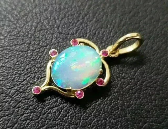 Natural Fire Opal 3.00Ct Oval Cut Women’s Vintage Pendant Yellow Gold Plated