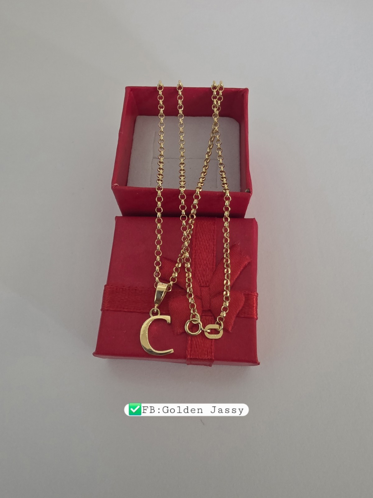 18K Real Gold C Necklace 17″long