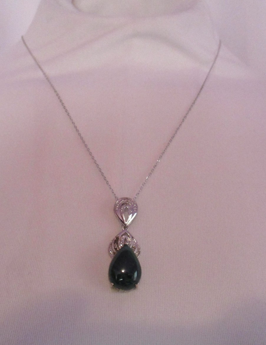 Sterling Silver Pendant Nickel Free Teardrop African Malachite Chain 20 Inch