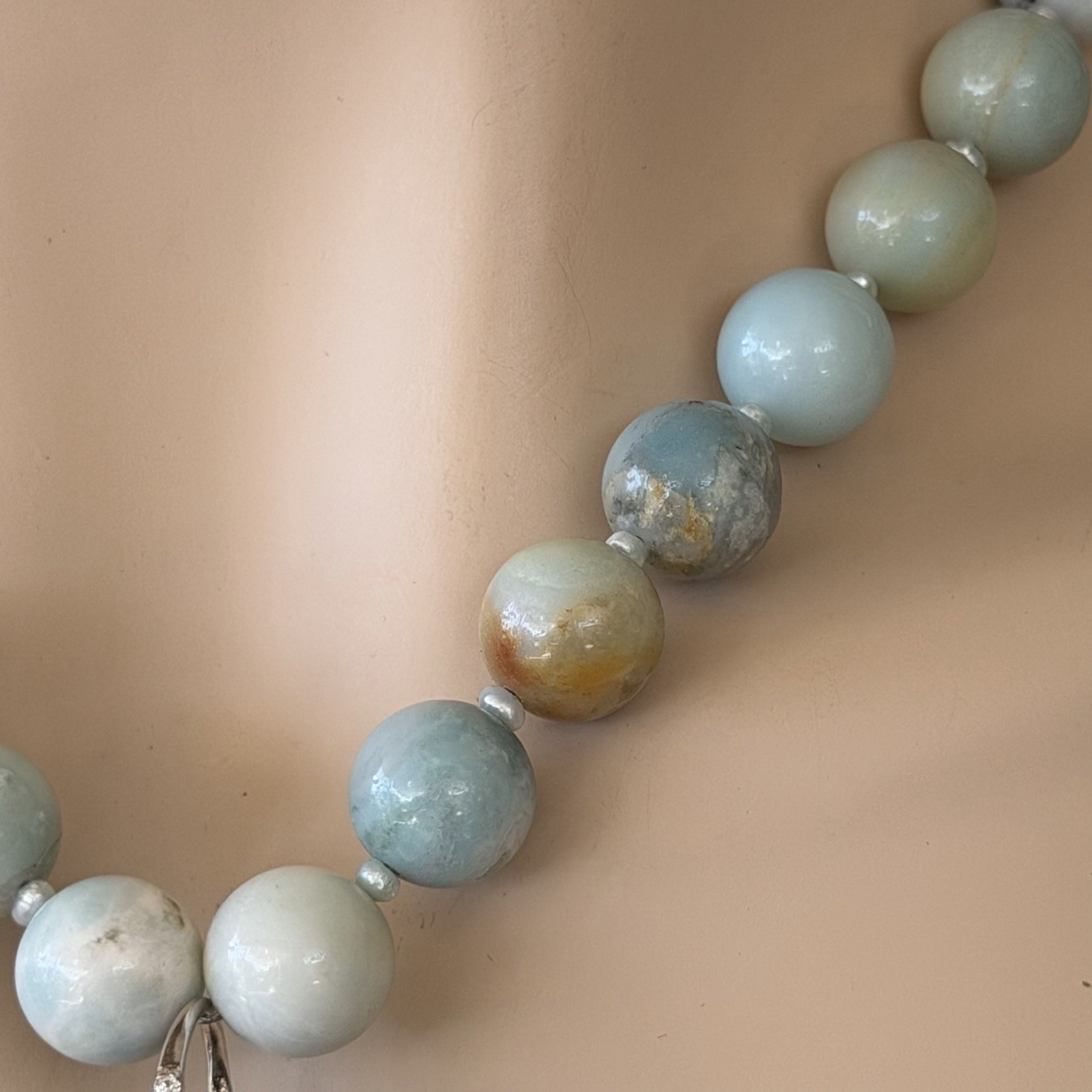 HAND CARVED NATURAL JASPER LADY PENDANT AMAZONITE PEARL NECKLACE EARRING SET