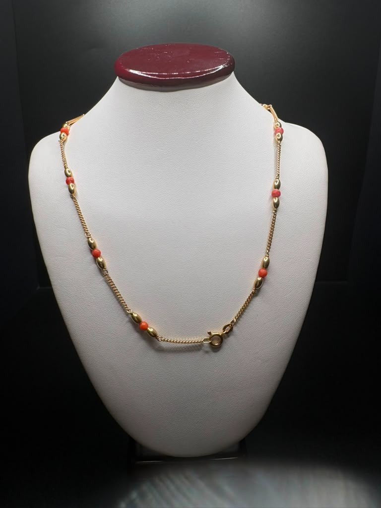 18Kt UnoAerre Flat Cable Link Chain with coral beads