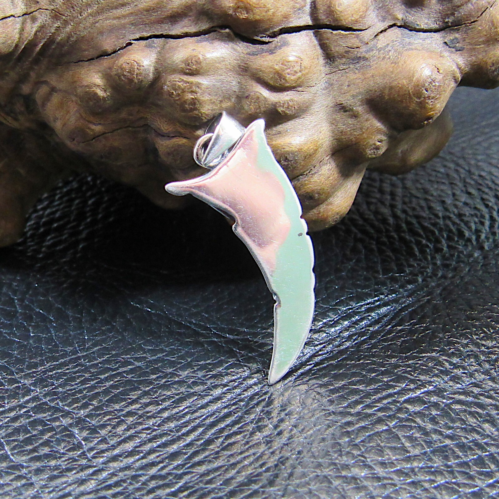 Solid 925 Sterling Silver Tribal Tooth Sabertooth Pendant – Wolf Fang Charm