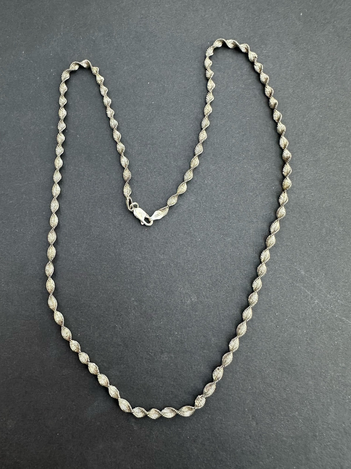FAS 925 Sterling Twisted Herringbone Necklace 4mm 24” 11.3g Italy