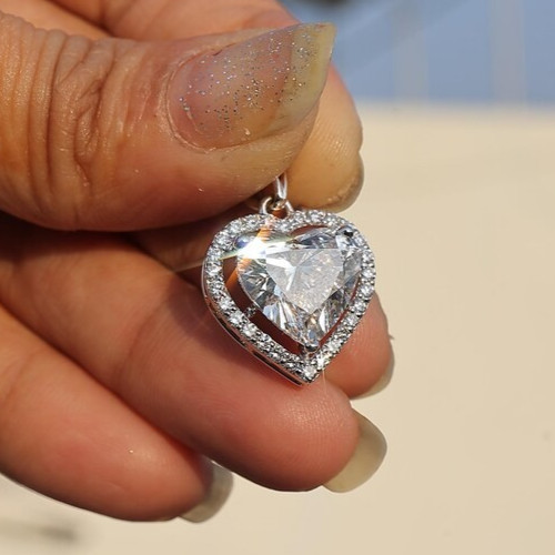 3.10 Ct Heart-Cut EF/VS1 Lab Grown Diamond Halo Necklace Pendant 14k White Gold