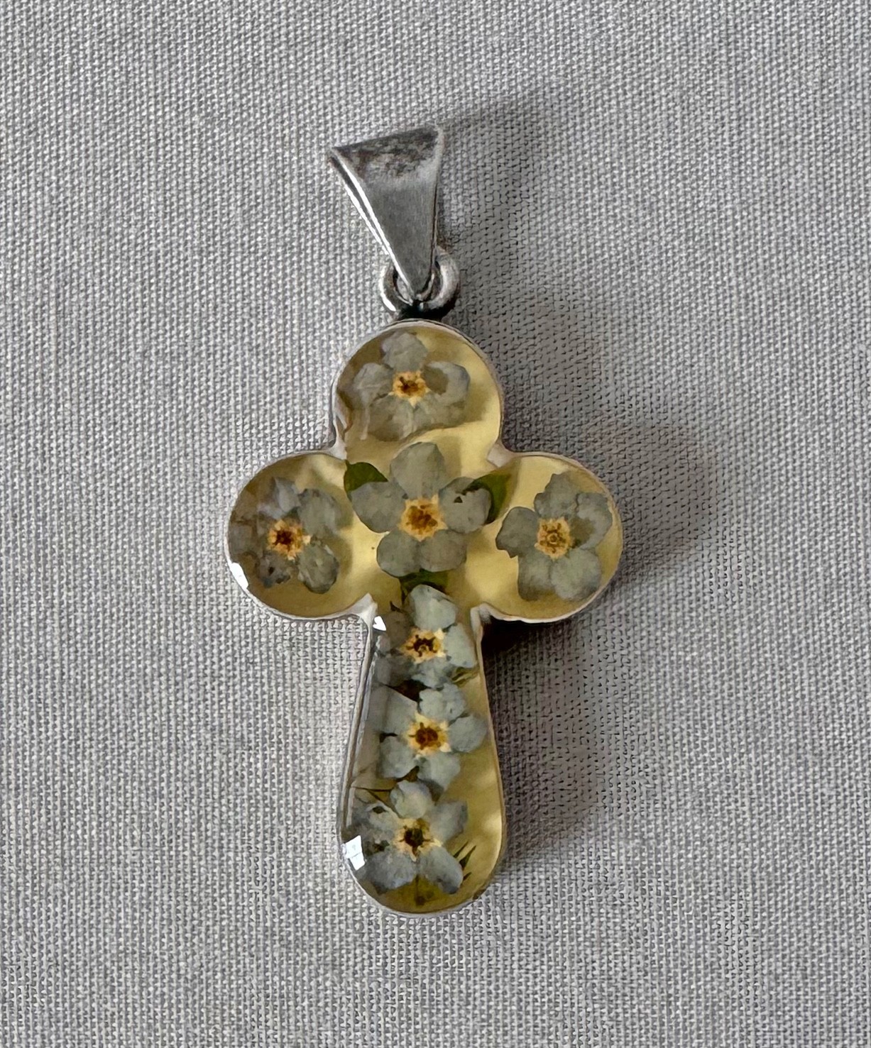 Sterling Silver & Miniature Dried Flowers in Resin CROSS Pendant Mexico;Y486