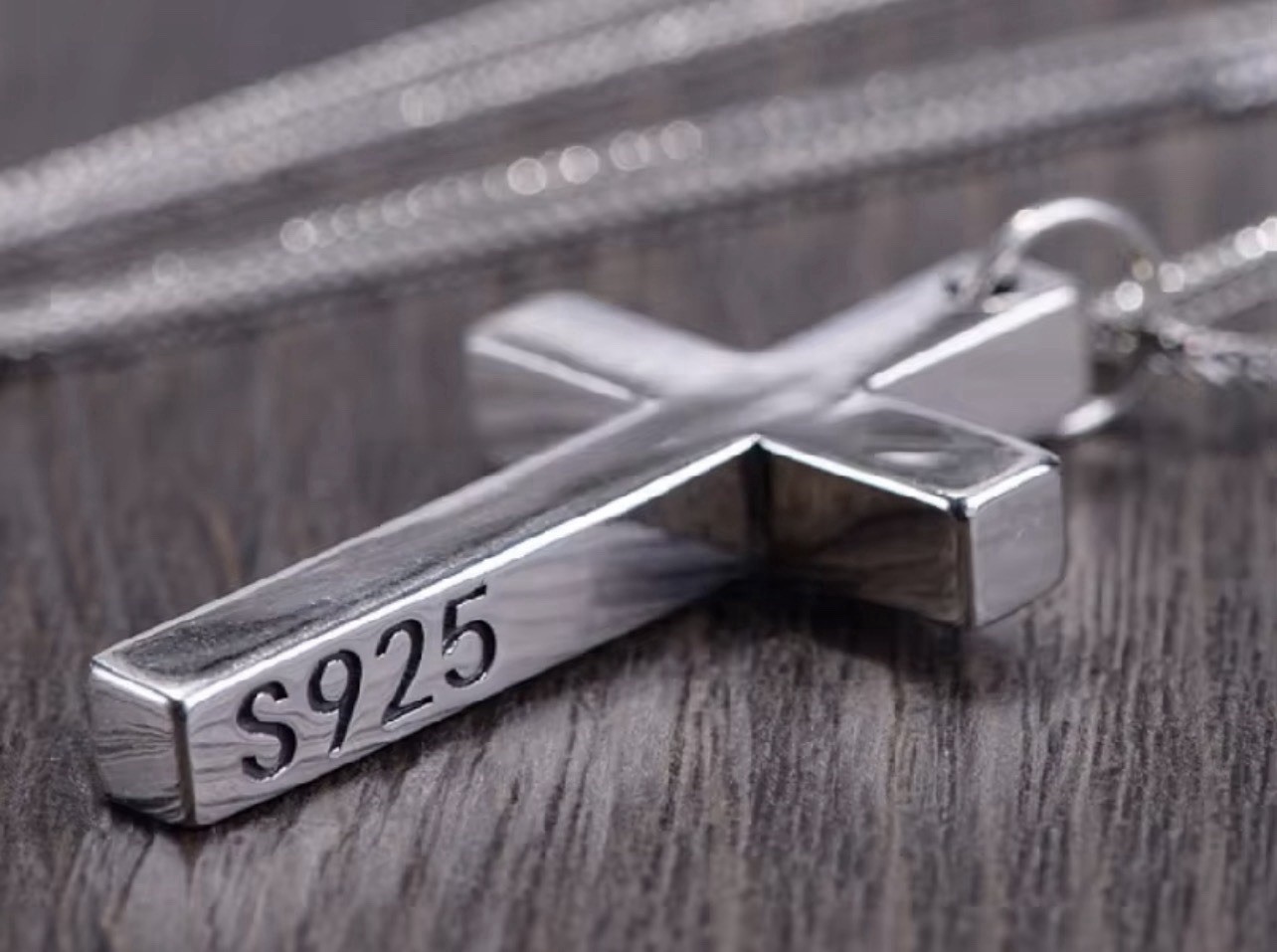 925 Sterling Silver Cross Pendant for Men and Women, 38 mm x 19 mm, 4 mm thick.