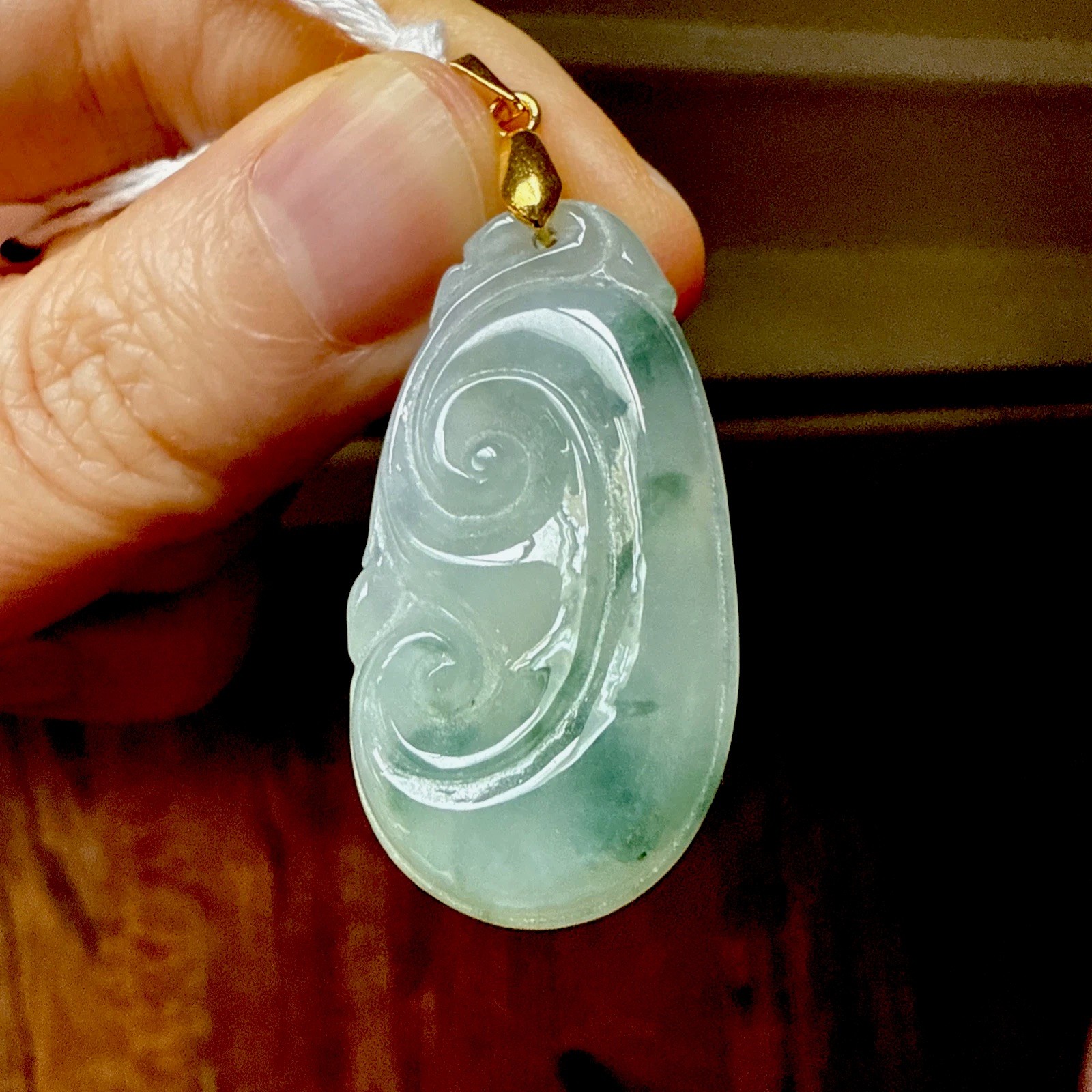 純天然翡翠A貨 untreated Myanmar Burma Grade A Jadeite 老坑冰果凍體飄花如意種極老 有種有色 Certified