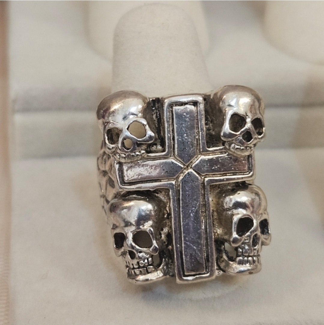 Gothic Skull Cross Sterling Silver Ring Size 9 US Band 16.07 grams