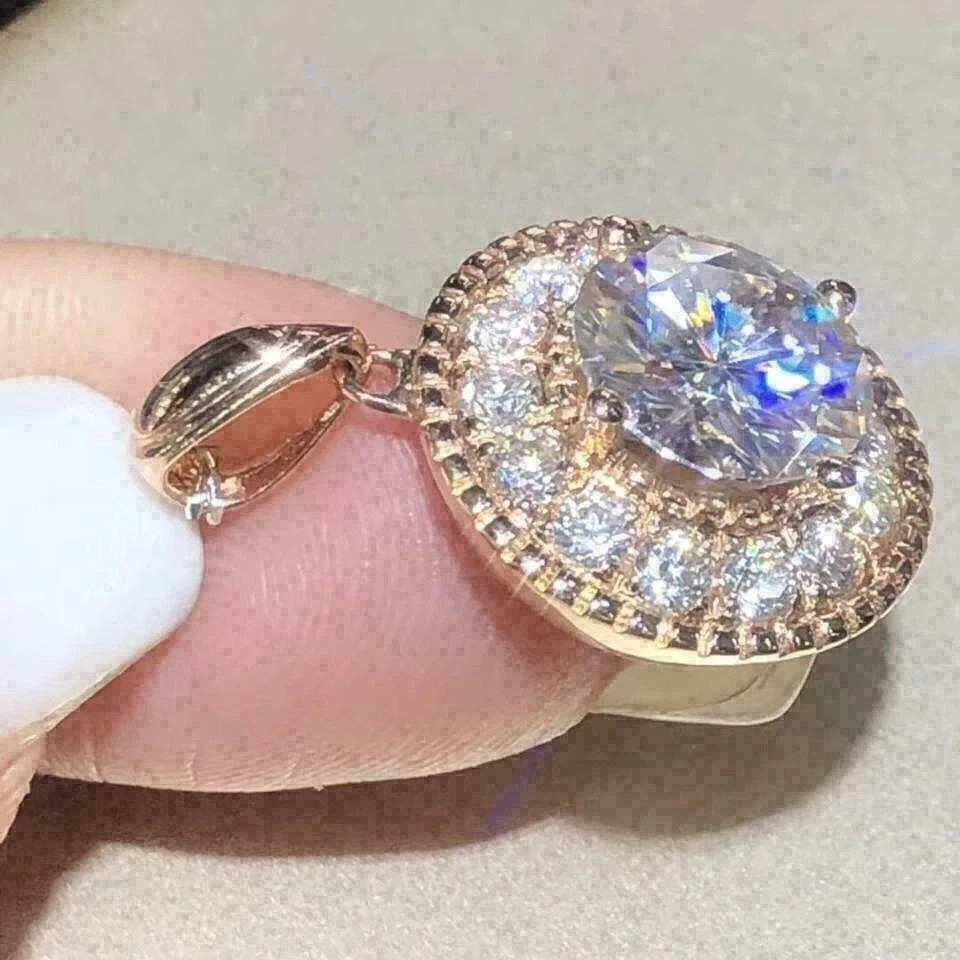 2Ct Round Cut VVS1/D Diamond Halo Pendant 18″ Free Chain 14K Yellow Gold Finish