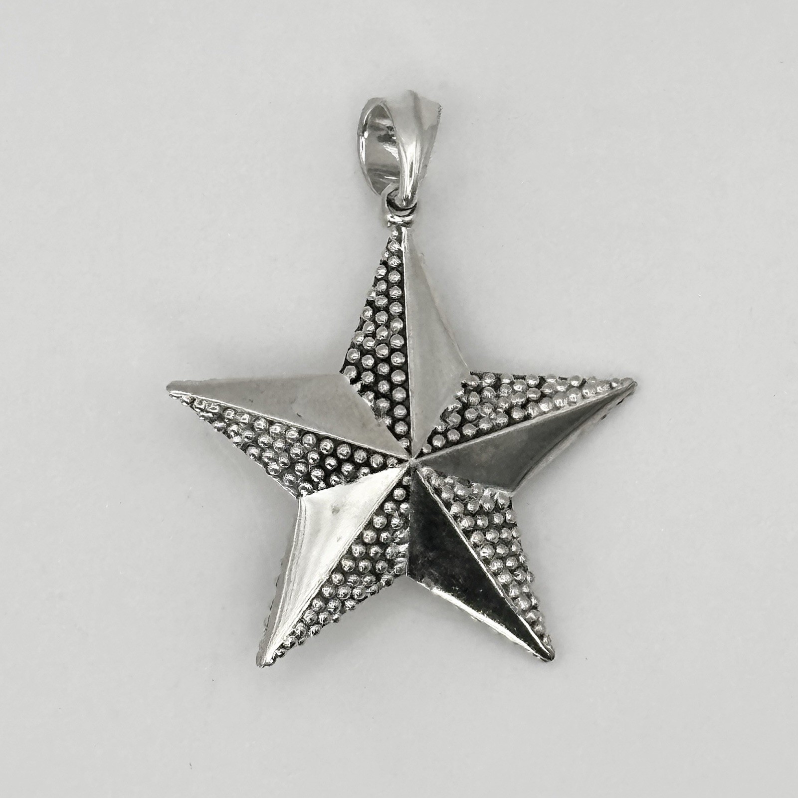 Lagos Caviar Signature Silver Lone Star Pendant