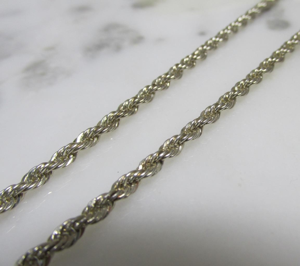 Sterling Silver Unknown Stone Pendant w/ 18″ Sterling Rope Chain ~ 22g ~ 1-C131