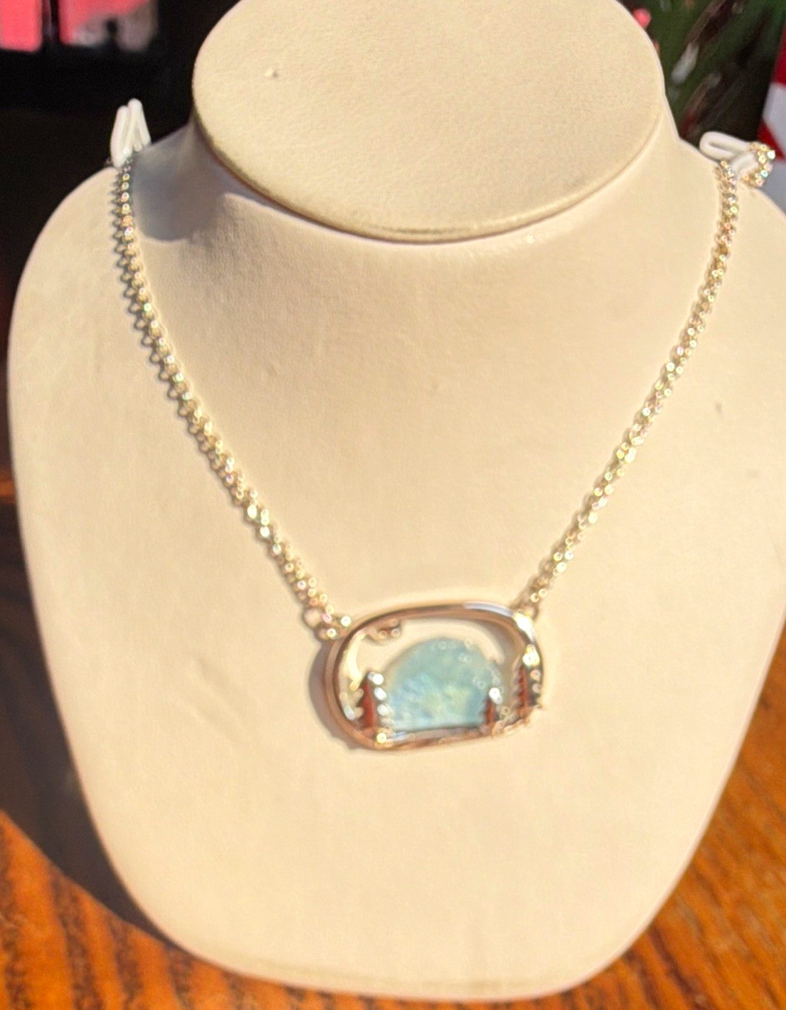 925 Sterling Silver Nature Scene Oval Charm Pendant Necklace, stamped 925