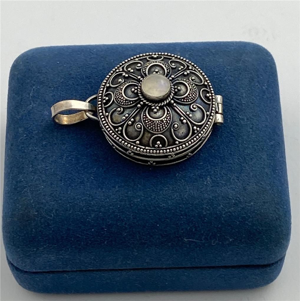 Sterling Silver & Moonstone Intricate Design Memory Locket