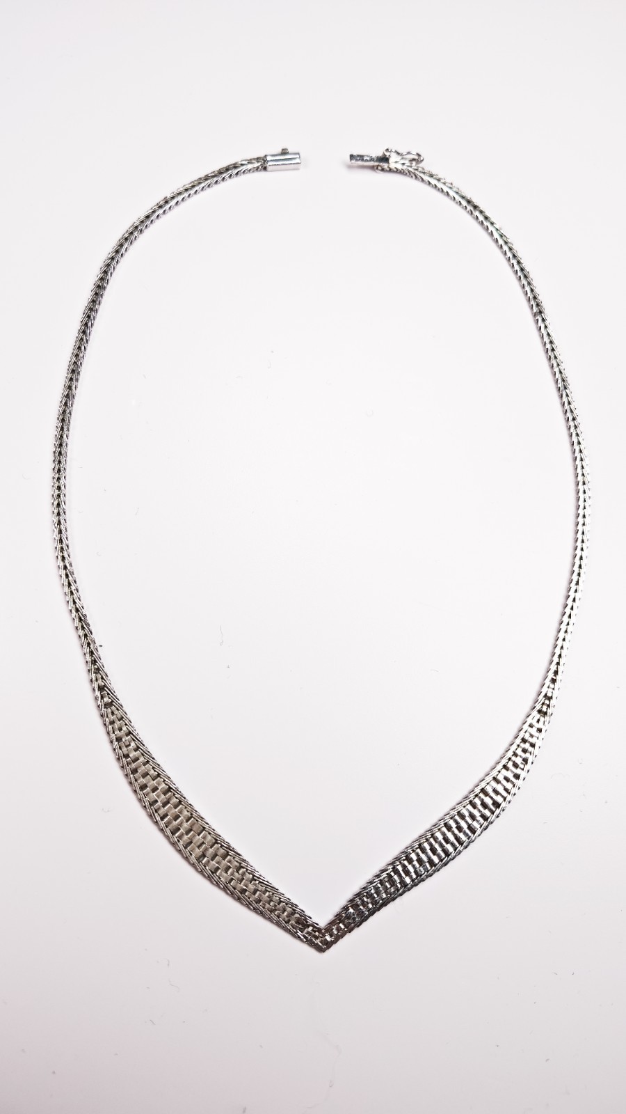 925 Italy Sterling Silver Tri Color Woven V Necklace 16″ Box Clasp 11.88g