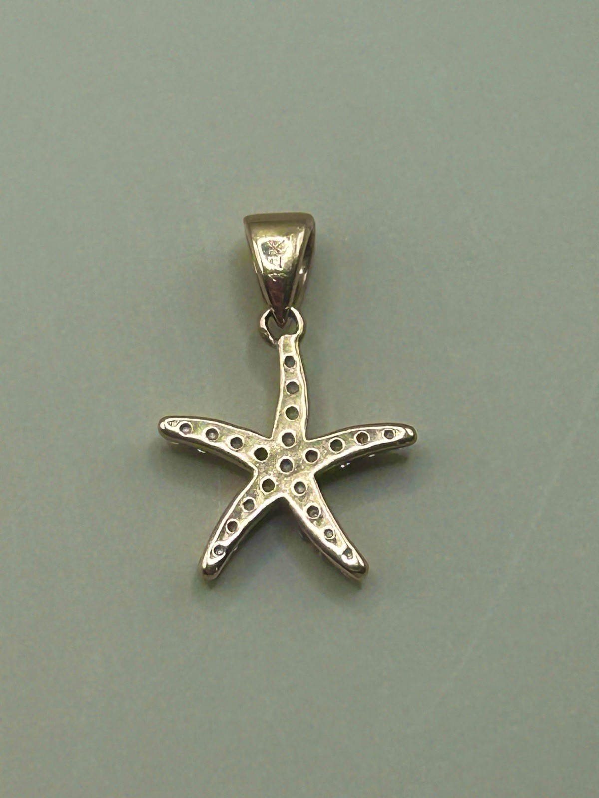 14K Yellow Gold Diamond Starfish Charm Pendant, Pavé Setting