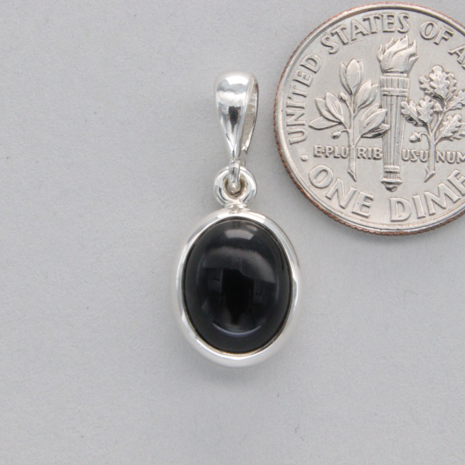 Oval BLACK ONYX Pendant – 925 STERLING SILVER Natural Genuine Gemstone #32e